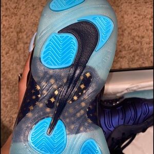 BRAND NEW FOAM POSITES ‼️‼️ NEVER BEEN WORN..